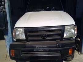 2000 TOYOTA TACOMA PRERUNNER, WHITE, EXTD CAB, 3.4L, AT, 2WD. Z26499